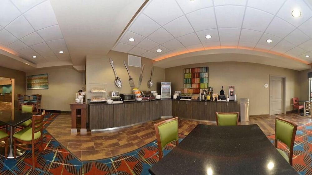 Junction City Inn & Suites Eksteriør billede